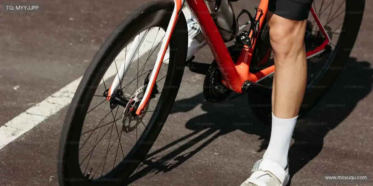 专业周边，品质之选！🎾